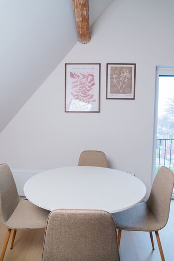 Top eingerichtet | Einzelbetten | Parken u. WLAN | 1-2 Zi Picture 5 Top eingerichtet | Einzelbetten | Parken u. WLAN | 1-2 Zi Picture 5