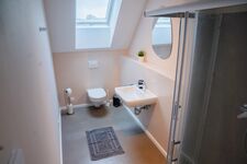 HOCHWERTIG EINGERICHTET | EINZELBETTEN | FREE PARKING - WiFi Bild 8 HOCHWERTIG EINGERICHTET | EINZELBETTEN | FREE PARKING - WiFi Bild 8