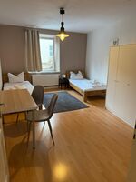 Schlafzimmer mit zwei Einzelbetten Schlafzimmer mit zwei Einzelbetten