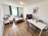 Wohnzimmer und Essbereich Wohnzimmer und Essbereich