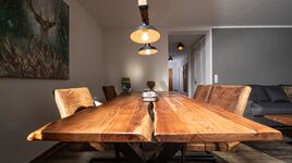 An diesem Tisch schmeckt jedes Essen nach Urlaub An diesem Tisch schmeckt jedes Essen nach Urlaub