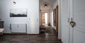 Der geräumige Flur Der geräumige Flur