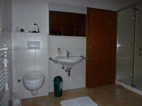 Monteurwohnung/Ferienwohnung Maria und Hans Benz Bild 4 Monteurwohnung/Ferienwohnung Maria und Hans Benz Bild 4