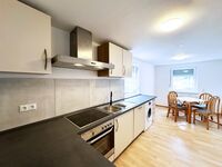 Renovierte Wohnung mit großem Balkon Bild 4 Renovierte Wohnung mit großem Balkon Bild 4