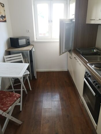 Küche, Sitzecke, Kühlschrank, Herd, Backofen, Mikrowelle Küche, Sitzecke, Kühlschrank, Herd, Backofen, Mikrowelle