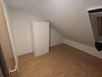 Gemütliches Dachgeschosszimmer für 2 Personen mit Einzelbetten. Gemütliches Dachgeschosszimmer für 2 Personen mit Einzelbetten.