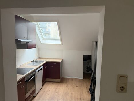 Große helle Wohnung in Top Lage! Bild 5 Große helle Wohnung in Top Lage! Bild 5