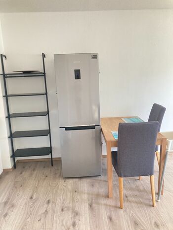 2-Zi-Wohnung Pulheim nahe Köln | WLAN + Parkplatz + Waschmaschine + Fit Obrázok 4 2-Zi-Wohnung Pulheim nahe Köln | WLAN + Parkplatz + Waschmaschine + Fit Obrázok 4