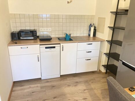 2-Zi-Wohnung Pulheim nahe Köln | WLAN + Parkplatz + Waschmaschine + Fit Obrázok 3 2-Zi-Wohnung Pulheim nahe Köln | WLAN + Parkplatz + Waschmaschine + Fit Obrázok 3