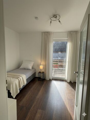 help2rent M1 - FREI - Haus für Ihr Team - HI/SZ/PE 15 Min. Bild 3 help2rent M1 - FREI - Haus für Ihr Team - HI/SZ/PE 15 Min. Bild 3