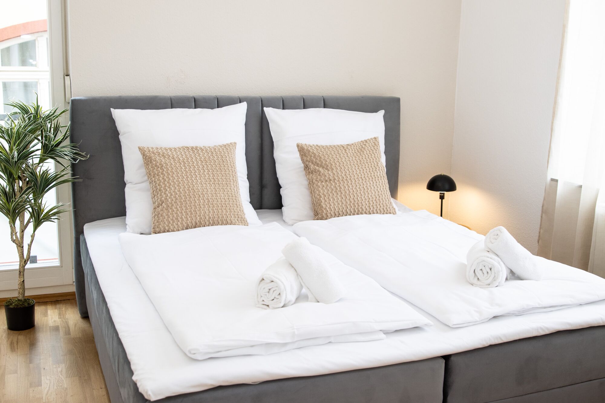 Schlafzimmer 3 mit einem Doppelbett für 2 Personen Schlafzimmer 3 mit einem Doppelbett für 2 Personen