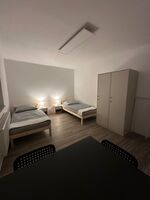 Monteurzimmer 8 Betten zum schlafen Bild 1 Monteurzimmer 8 Betten zum schlafen Bild 1