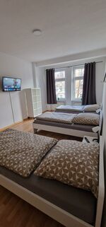Harte Arbeit verdient ein gutes Bett RKL-Vermietung Bild 1 Harte Arbeit verdient ein gutes Bett RKL-Vermietung Bild 1