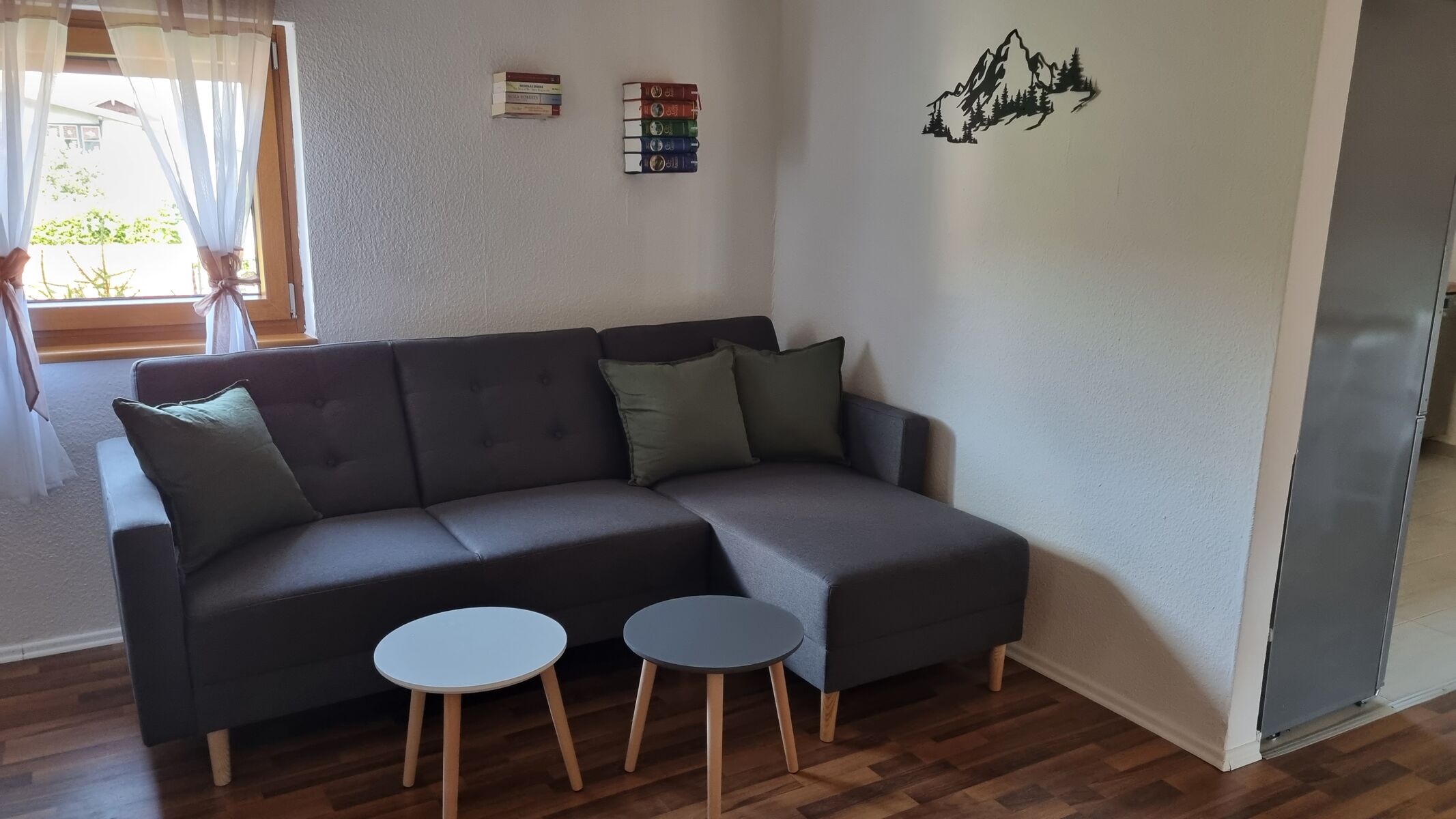 Wohnzimmer mit Schlafsofa 180x200cm Wohnzimmer mit Schlafsofa 180x200cm