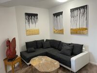 4 große Apartments für bis zu 10 Personen 4 große Apartments für bis zu 10 Personen