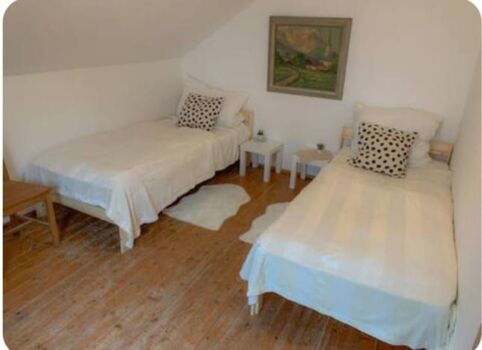 Ferienhaus und Monteurzimmer/ Monteurunterkunft Winzer Ferienhaus und Monteurzimmer/ Monteurunterkunft Winzer