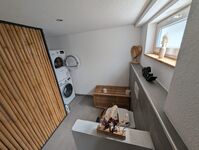 Badezimmer 1. OG Badezimmer 1. OG