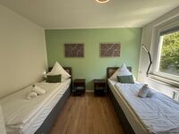 Schlafzimmer 1 von 2 Schlafzimmer 1 von 2