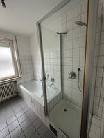 Geräumige 4 Zimmer Wohnung mit Balkon Bild 8 Geräumige 4 Zimmer Wohnung mit Balkon Bild 8