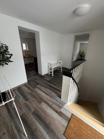 Neu renovierte Monteurwohnungen (3 Wohnungen - 10Pers.) Neu renovierte Monteurwohnungen (3 Wohnungen - 10Pers.)