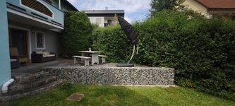 RAUCHERECKE MIT GARTEN RAUCHERECKE MIT GARTEN