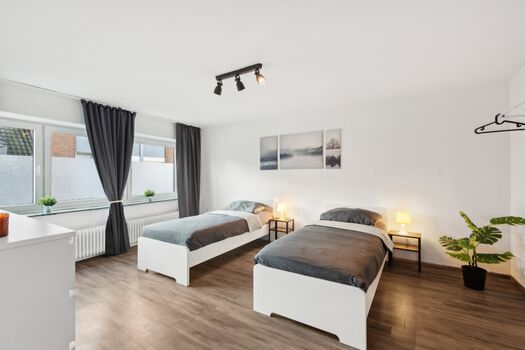 Worker Place Goch | 2-12 Personen | Parkplatz und Terrasse Worker Place Goch | 2-12 Personen | Parkplatz und Terrasse