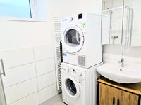 AMB Stays 4-Zimmerwohnung Zwei-WC/Bad, Terrasse, Parkplatz, Max. 7 Pers. Bild 15 AMB Stays 4-Zimmerwohnung Zwei-WC/Bad, Terrasse, Parkplatz, Max. 7 Pers. Bild 15