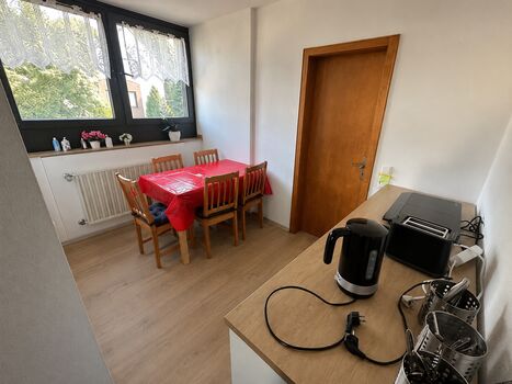 Monteurunterkunft nahe Flughafen – 3 Zimmer Bild 3 Monteurunterkunft nahe Flughafen – 3 Zimmer Bild 3