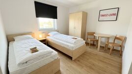 MH17 / TOMASZ-LIVING in OBERHAUSEN - Eigene Dusche + WC Bild 2 MH17 / TOMASZ-LIVING in OBERHAUSEN - Eigene Dusche + WC Bild 2