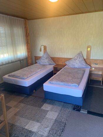 Monteurzimmer Rastatt-Anker garni- Parkplatz & WLAN Monteurzimmer Rastatt-Anker garni- Parkplatz & WLAN