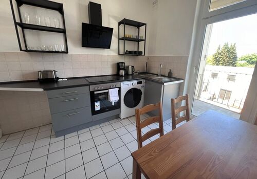 2.WE Küche m Balkon 2.WE Küche m Balkon