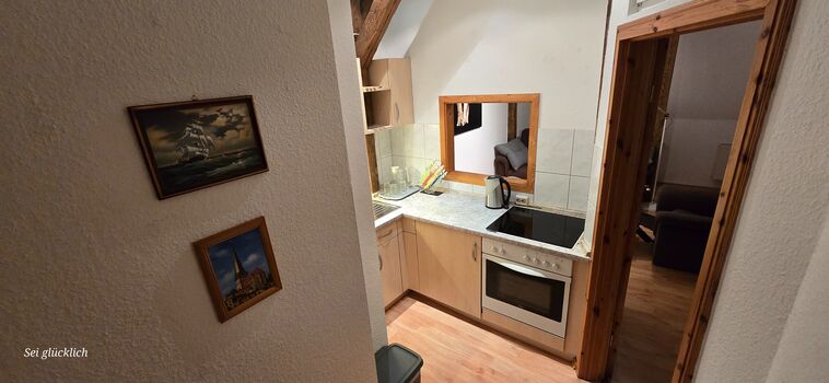 2-Zimmer-Wohnung im historischen Zentrum von Rostock – ideal für Monteur Bild 2 2-Zimmer-Wohnung im historischen Zentrum von Rostock – ideal für Monteur Bild 2