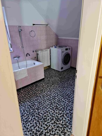 3-Zimmer Wohnung mit Terasse und Garten 20 EUR pro Person Zdjęcie 5 3-Zimmer Wohnung mit Terasse und Garten 20 EUR pro Person Zdjęcie 5