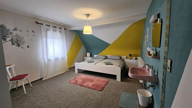 Doppelzimmer auch als Einzelzimmer zu vermieten Doppelzimmer auch als Einzelzimmer zu vermieten