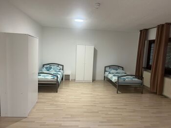 Monteurhaus mit 2 Wohnungen für 17 Personen Picture 4 Monteurhaus mit 2 Wohnungen für 17 Personen Picture 4
