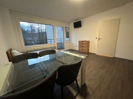 *GMA Monteurzimmer* 3-Zimmer-Apartment *GMA Monteurzimmer* 3-Zimmer-Apartment