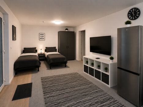 Möblierte 1 Zimmer Wohnung / frisch Saniert Möblierte 1 Zimmer Wohnung / frisch Saniert
