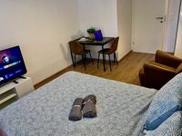 5 Zimmer Apartment mit 2 Badezimmern für 9 Personen Bild 1 5 Zimmer Apartment mit 2 Badezimmern für 9 Personen Bild 1