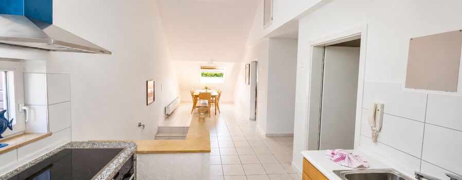 Loft für 8 Gäste 135qm Dachterrasse Wlan Parkplatz Smart Bild 5 Loft für 8 Gäste 135qm Dachterrasse Wlan Parkplatz Smart Bild 5