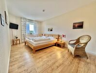 Mc.Monty Hamburg- Sie suchen ! Wir finden ! Bild 2 Mc.Monty Hamburg- Sie suchen ! Wir finden ! Bild 2