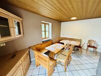 Vollausgestattete große Wohnung mit Balkon und Parkplatz Bild 19 Vollausgestattete große Wohnung mit Balkon und Parkplatz Bild 19