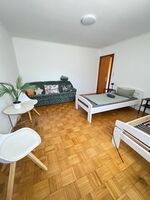 Zimmer mit 2 Einzelbetten und Sofa Zimmer mit 2 Einzelbetten und Sofa