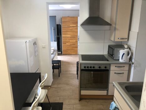 Neuwertiges Monteur-Apartment für 1–2 Personen mit Privatsphäre Neuwertiges Monteur-Apartment für 1–2 Personen mit Privatsphäre
