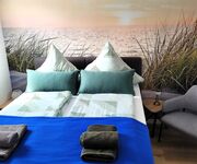 Hochwertiges Boxspringbett 160*200 mit einem Topper Hochwertiges Boxspringbett 160*200 mit einem Topper