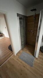 - und Dusche - und Dusche