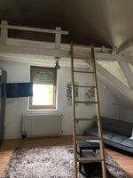 Möglich als zusätzlicher Schlafplatz im zweiten Stock Möglich als zusätzlicher Schlafplatz im zweiten Stock
