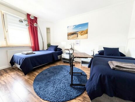 ab 05. Juli: 3-Zimmer Apartment mit 5 Einzelbetten ab 05. Juli: 3-Zimmer Apartment mit 5 Einzelbetten
