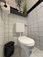 WC WC