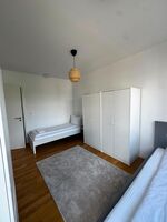 Moderne Monteurwohnung mit Balkon, WLAN, voll ausgestatteter Küche & Par Bild 8 Moderne Monteurwohnung mit Balkon, WLAN, voll ausgestatteter Küche & Par Bild 8