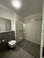 Moderne Monteurwohnung mit Balkon, WLAN, voll ausgestatteter Küche & Par Bild 4 Moderne Monteurwohnung mit Balkon, WLAN, voll ausgestatteter Küche & Par Bild 4